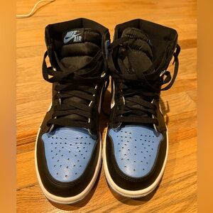 Air Jordan 1 Retro High OG 'UNC Toe'